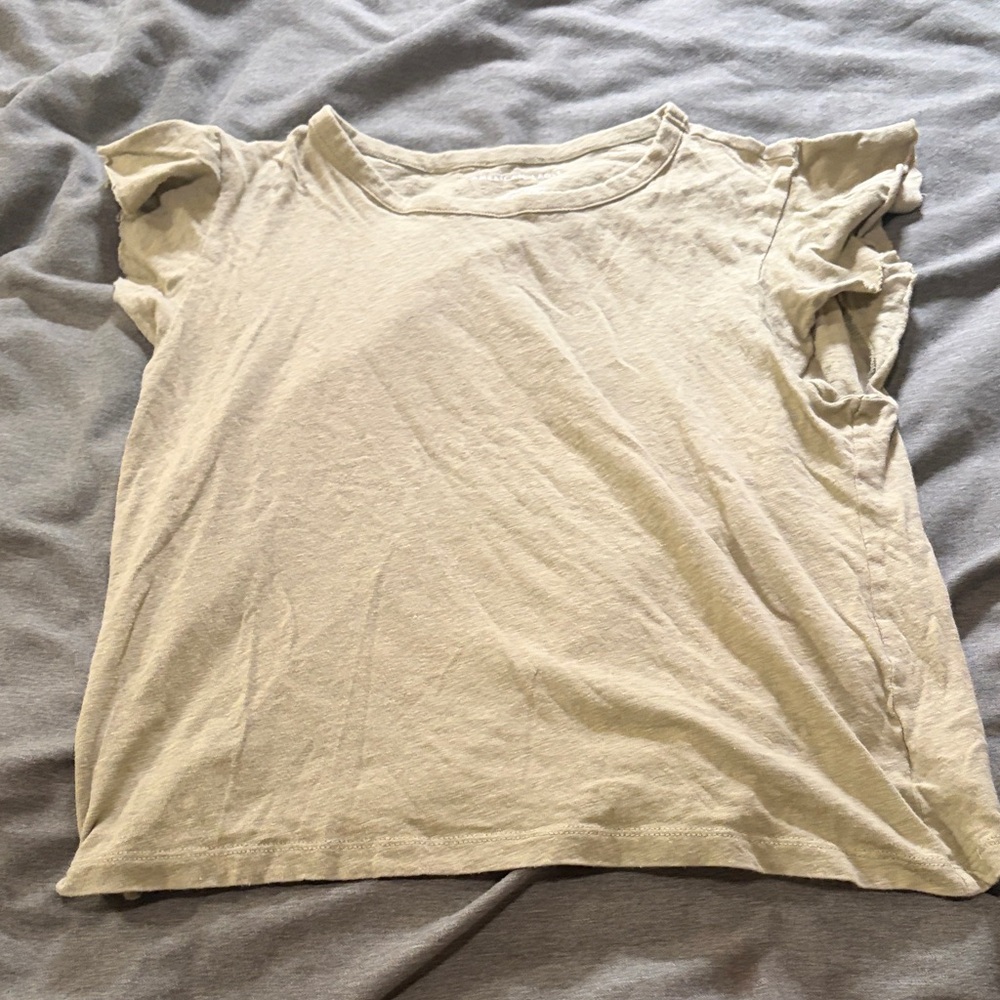 American Eagle flutter sleeve
Size S